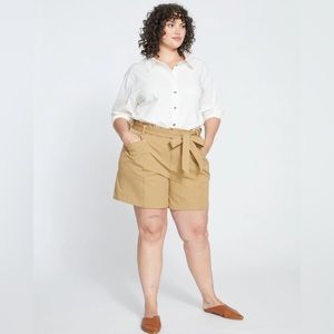 NWT Universal Standard The Big Button Down in White 3XS (size 2-4)